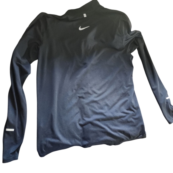 Nike Running Black Dri-Fit Long Sleeve with Silver Swoosh And Thumb Holes - Picture 5 of 5